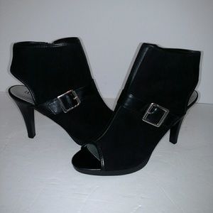 a.n.a A New Approach Chic High Heel Zip Up Booties
